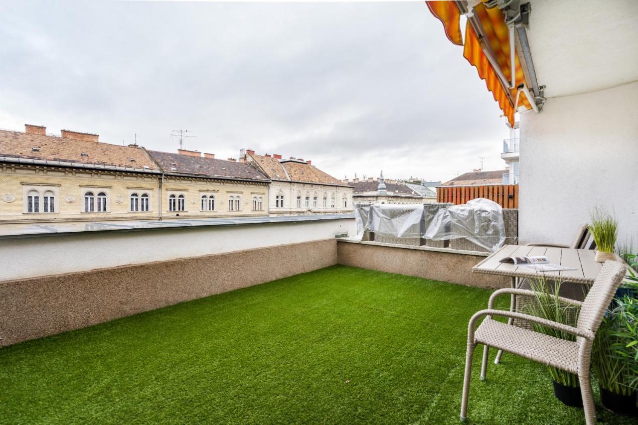 Bpr Garay Suite With Rooftop Terrace & A/C Budapeşte Dış mekan fotoğraf